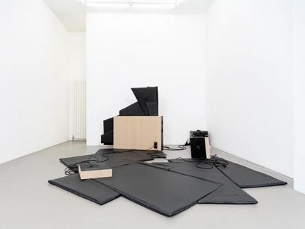 Stefan Roigk black murmur, 2008, mixed media, 4 channel